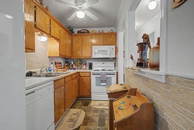 1075 Coker Ford Rd, Portland, TN 37148