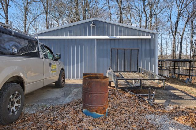 1075 Coker Ford Rd, Portland, TN 37148