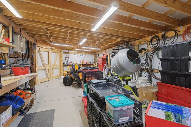 1075 Coker Ford Rd, Portland, TN 37148