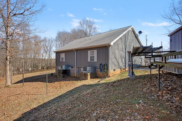 1075 Coker Ford Rd, Portland, TN 37148
