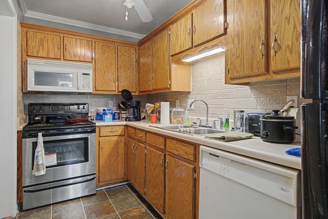 1075 Coker Ford Rd, Portland, TN 37148