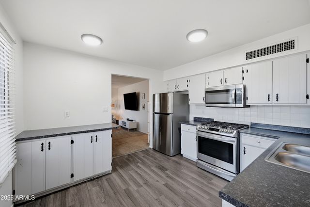 17406 N 13TH Avenue, Phoenix, AZ 85023
