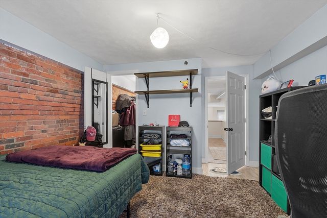 200 Market St 44B, Lowell, MA 01852