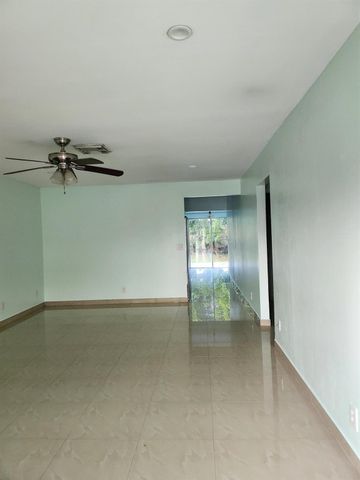 4799 Arthur Street, Palm Beach Gardens, FL 33418