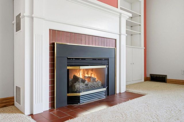 1227 DIVISION STREET, Green Bay, WI 54303