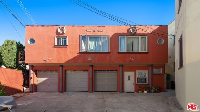 2331 Lucerne Avenue, Los Angeles, CA 90016