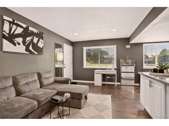 1204 S Uvalda St, Aurora, CO 80012