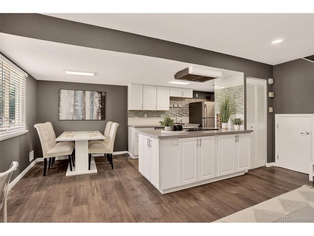 1204 S Uvalda St, Aurora, CO 80012