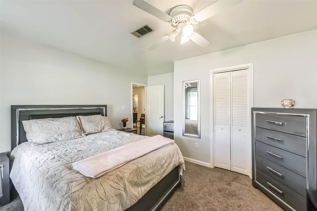 5511 Carriage Trails Drive, Mont Belvieu, TX 77523