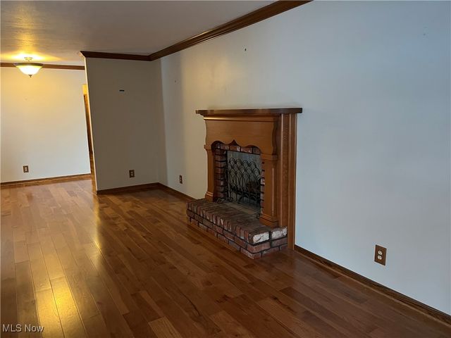 58611 Sharon Boulevard, Rayland, OH 43935