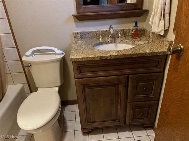 58611 Sharon Boulevard, Rayland, OH 43935