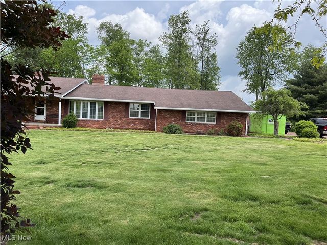 58611 Sharon Boulevard, Rayland, OH 43935