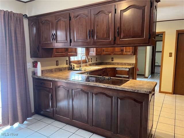 58611 Sharon Boulevard, Rayland, OH 43935