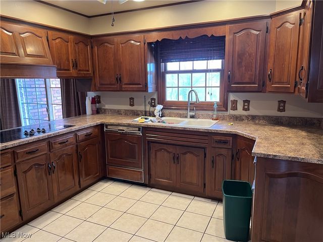 58611 Sharon Boulevard, Rayland, OH 43935