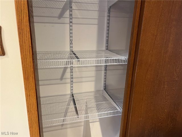 58611 Sharon Boulevard, Rayland, OH 43935