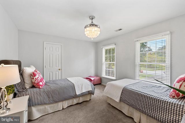 38 LYNCHESTER DR, Fredericksburg, VA 22406