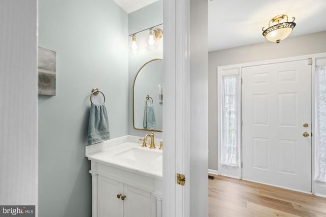 38 LYNCHESTER DR, Fredericksburg, VA 22406