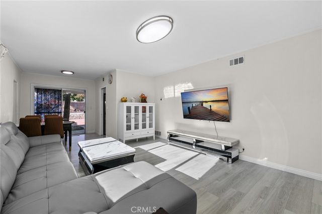 1681 E La Deney, Ontario, CA 91764