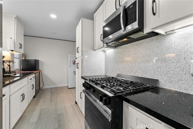 1681 E La Deney, Ontario, CA 91764