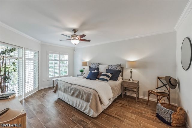 5633 Turtle Bay DR 37, Naples, FL 34108