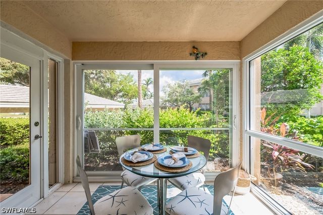 5633 Turtle Bay DR 37, Naples, FL 34108