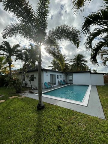 5839 Daphne Drive -, West Palm Beach, FL 33415