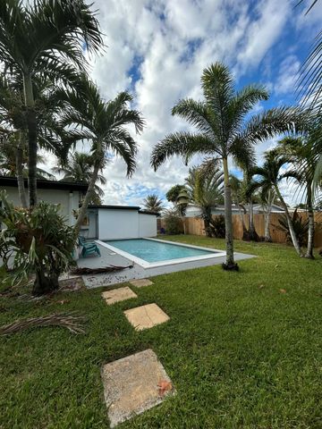 5839 Daphne Drive -, West Palm Beach, FL 33415