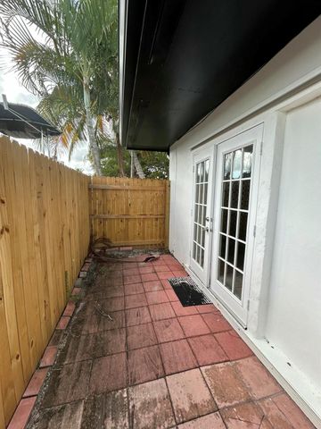 5839 Daphne Drive -, West Palm Beach, FL 33415