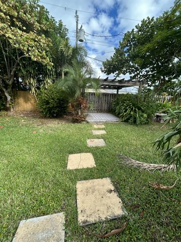 5839 Daphne Drive -, West Palm Beach, FL 33415