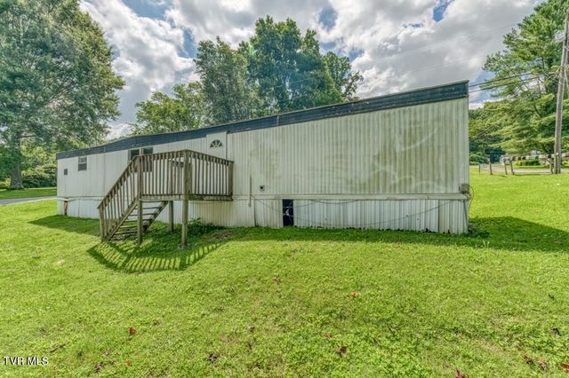 318 & 322 Deck Valley Road, Bristol, TN 37620