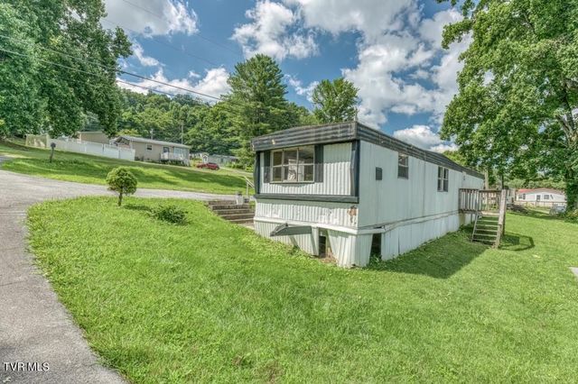 318 & 322 Deck Valley Road, Bristol, TN 37620