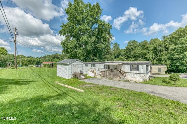 318 & 322 Deck Valley Road, Bristol, TN 37620
