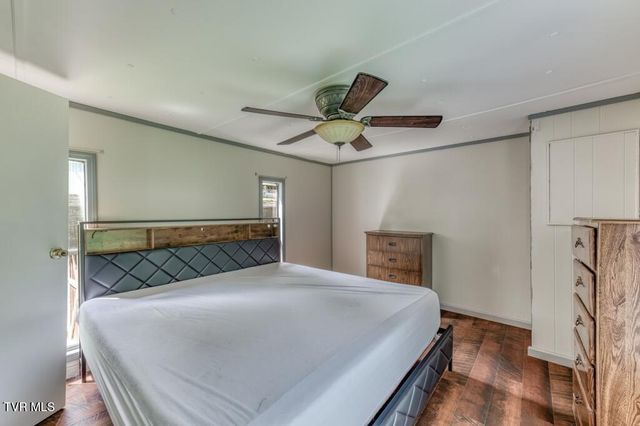 318 & 322 Deck Valley Road, Bristol, TN 37620