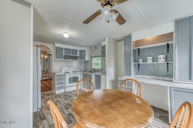 318 & 322 Deck Valley Road, Bristol, TN 37620