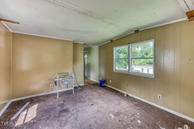 318 & 322 Deck Valley Road, Bristol, TN 37620