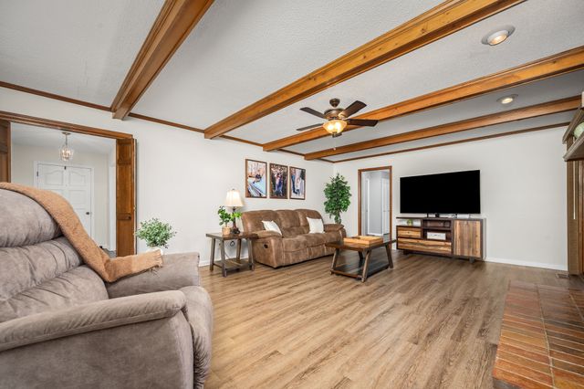 109 Hampshire Rd, Shelbyville, TN 37160