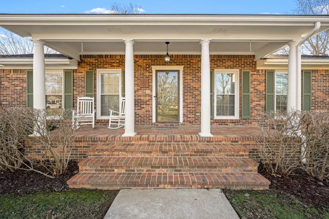 109 Hampshire Rd, Shelbyville, TN 37160