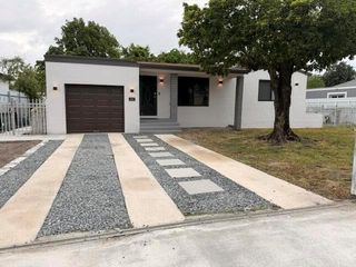 1025 NW 148th Street, Miami, FL 33168