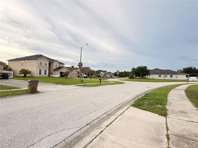 2605 EAGLE CLIFF DRIVE, Kissimmee, FL 34746