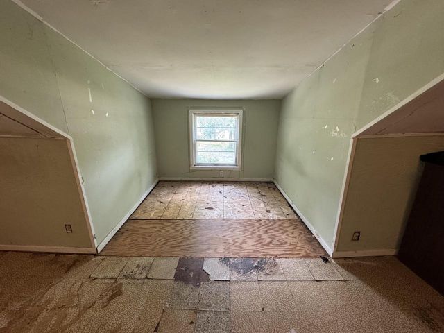 N9161 Ash STREET, East Troy, WI 53120