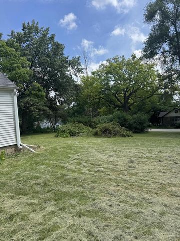 N9161 Ash STREET, East Troy, WI 53120