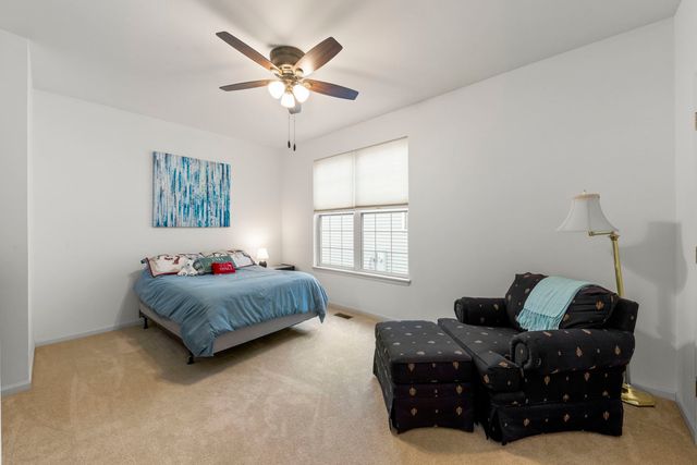 16174 Seneca Lake Circle, Crest Hill, IL 60403