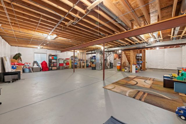 16174 Seneca Lake Circle, Crest Hill, IL 60403