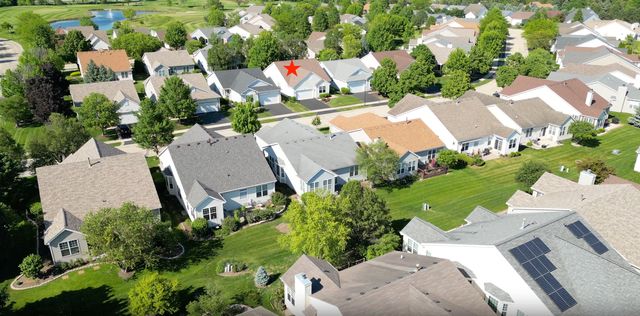 16174 Seneca Lake Circle, Crest Hill, IL 60403