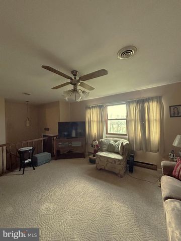 553 MICKEY INN RD, Chambersburg, PA 17202