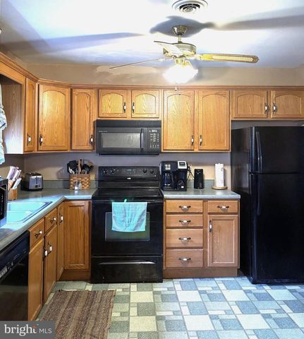 553 MICKEY INN RD, Chambersburg, PA 17202