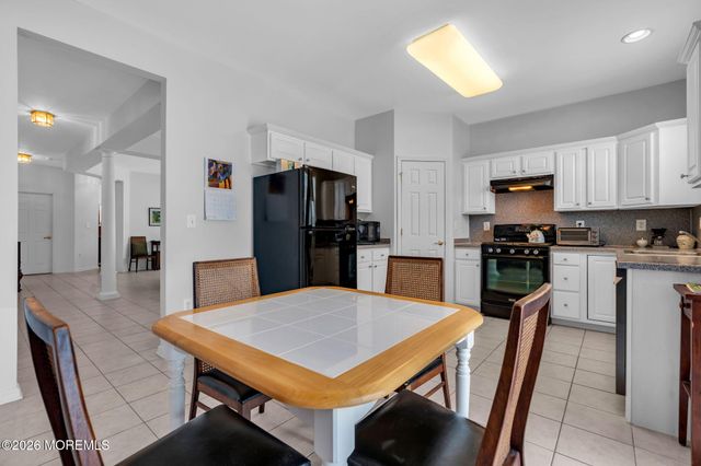 63 Marlow Drive, Jackson, NJ 08527