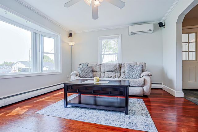 99 Knowlton Street, Manchester, NH 03103