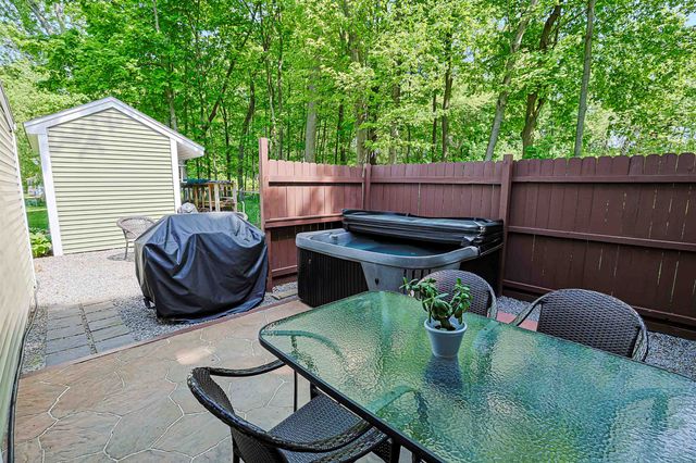 99 Knowlton Street, Manchester, NH 03103