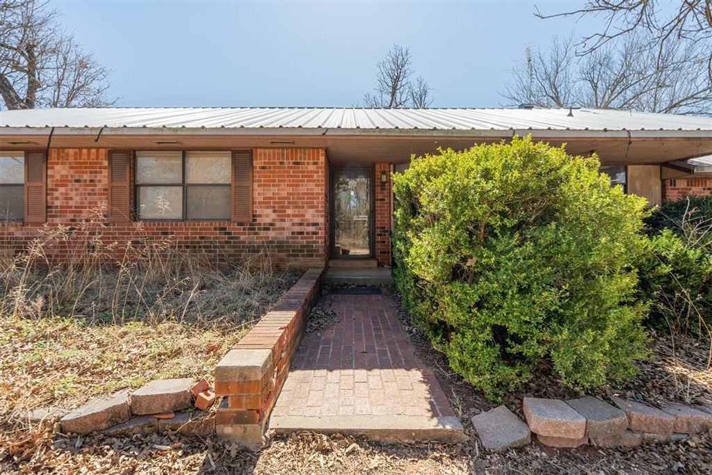 7900 E Rock Creek Road, Norman, OK 73026